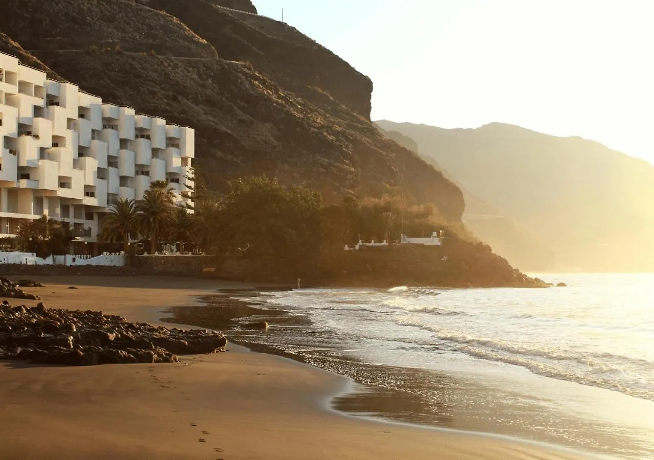 Beach Hideaway Apartment With Modernist Design Santa Cruz de Tenerife