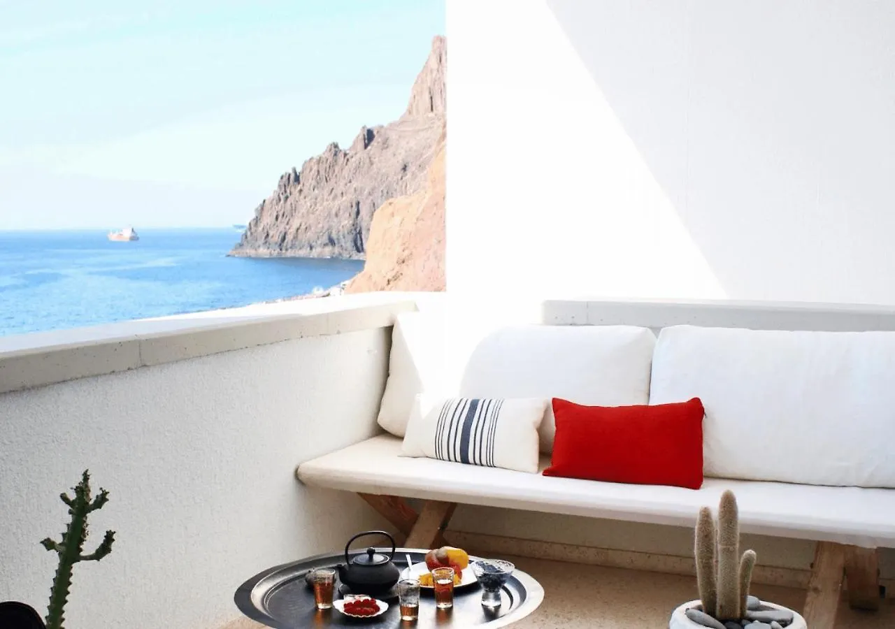 Beach Hideaway Apartment With Modernist Design Santa Cruz de Tenerife