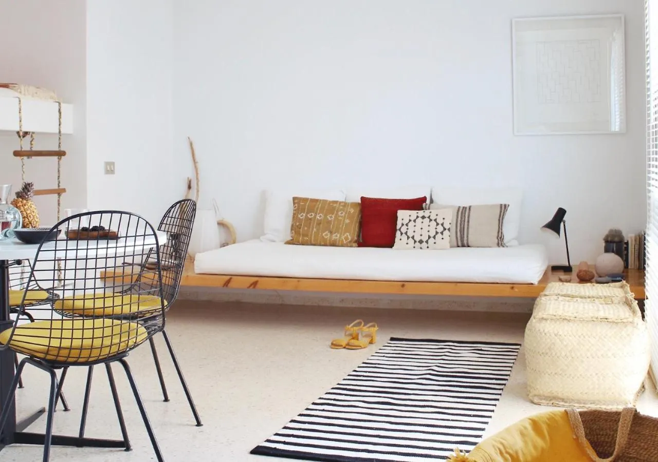Beach Hideaway Apartment With Modernist Design Santa Cruz de Tenerife Spain