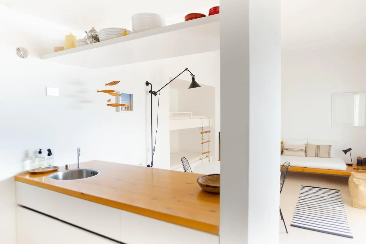 Beach Hideaway Apartment With Modernist Design Santa Cruz de Tenerife